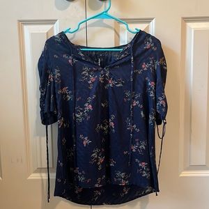 Lucky Brand size small blouse